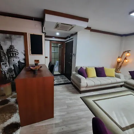 Apartment Moon Pera Suites