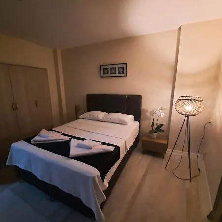 Apartment Moon Pera Suites *